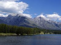 Fairholm Range Berge über dem Johnson Lake - Banff NP